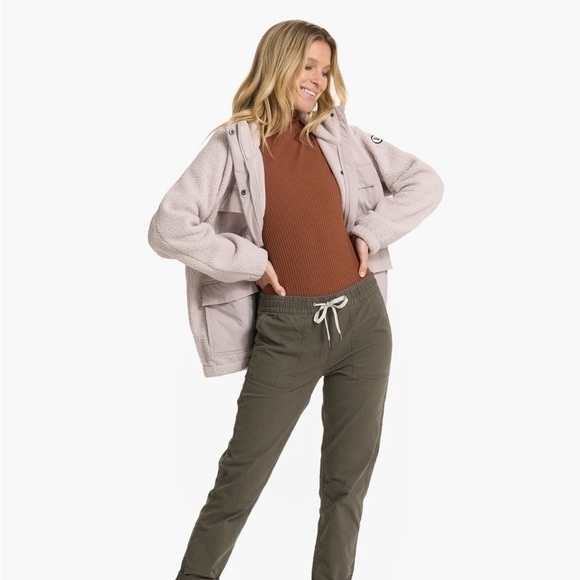 Vuori Plush Sherpa Utility Jacket - Light Taupe/crean - Picture 2 of 9